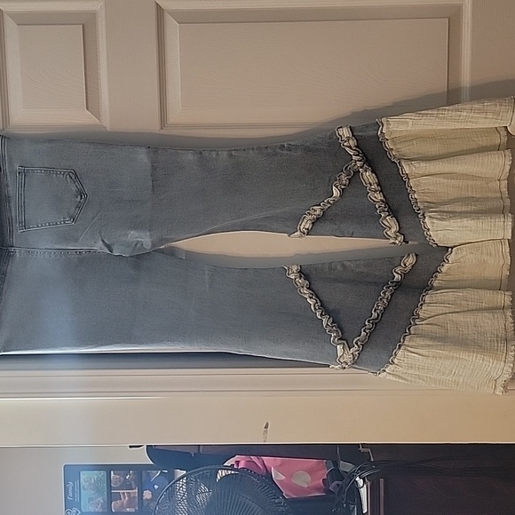 POL Denim Flare Jeans with Crochet Accents - Picture 4 of 4